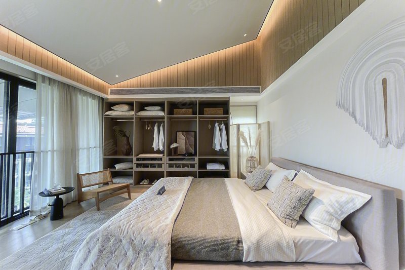 保利叁仟栋壹海里新房