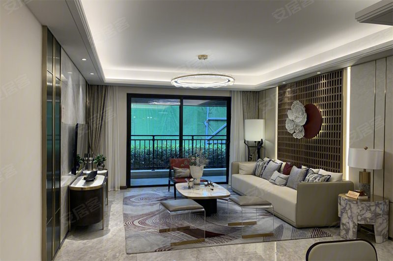 中骏天誉4室2厅1卫126㎡南236万