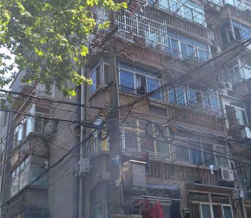 青岛路10号小区