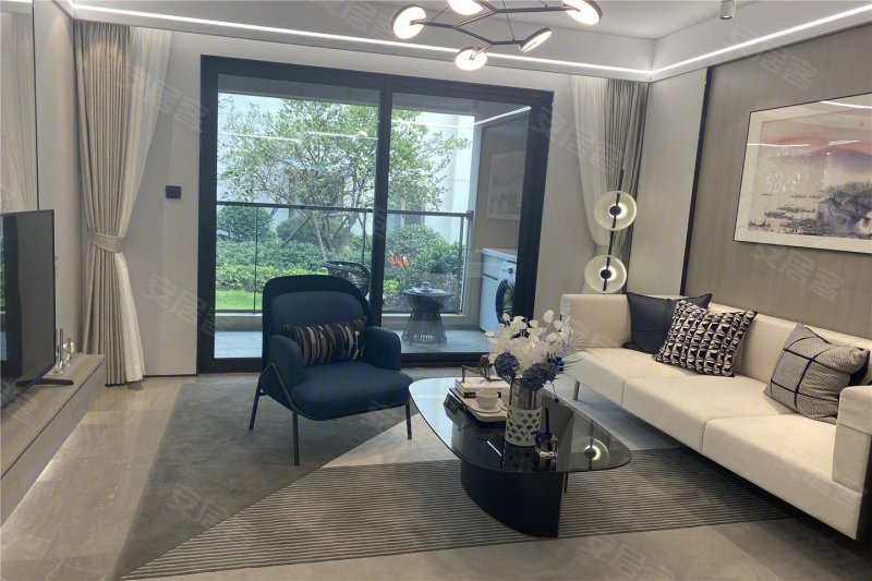 武汉宝龙世家3室2厅2卫102㎡南北61万