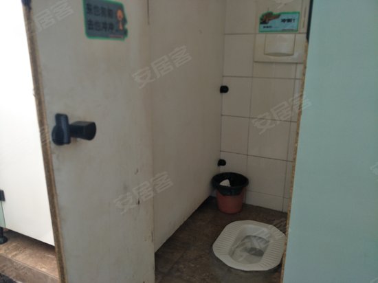 新海岸商务中心 