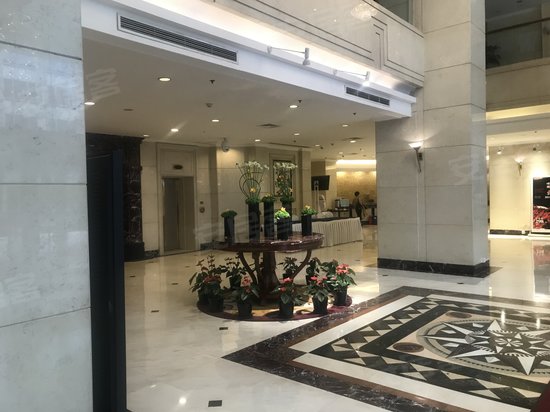 中国通信贸易大厦 