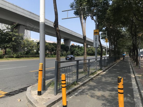 龙岗长途汽车站 