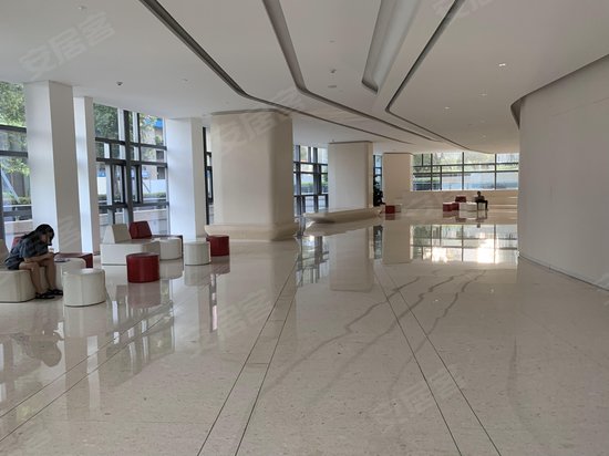 鸿星尔克集团大厦 