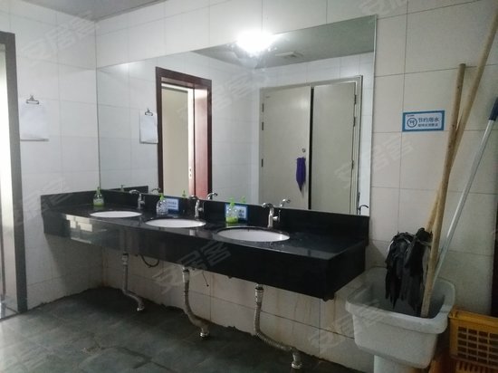 新华书店集团有限公司综合业务楼 