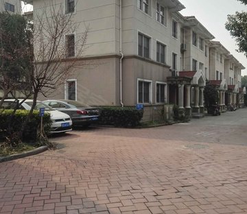 满庭芳花园(公寓住宅)