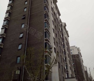 越湖名邸