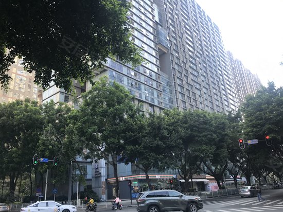 嘉裕礼顿阳光公寓 