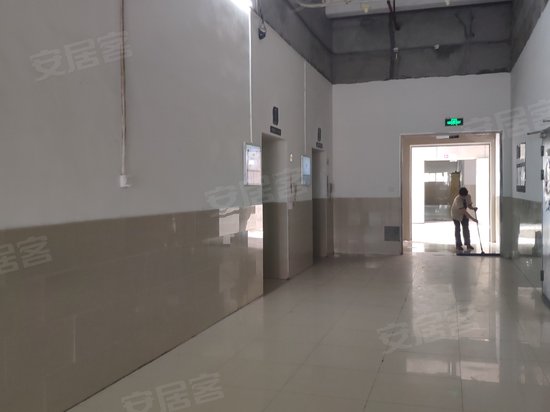 李朗国际珠宝园 