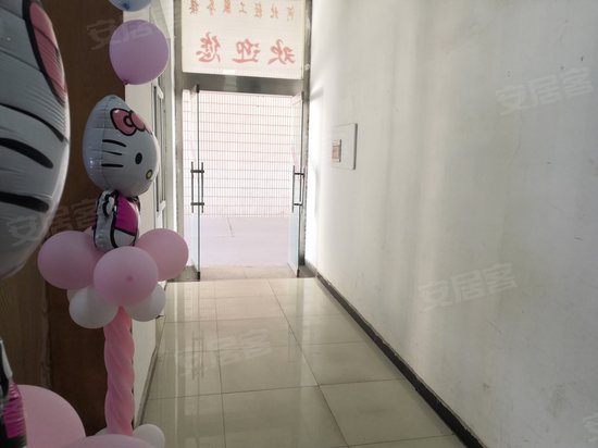 河北轻工服务楼 