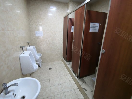 梁平总部贸易大厦 