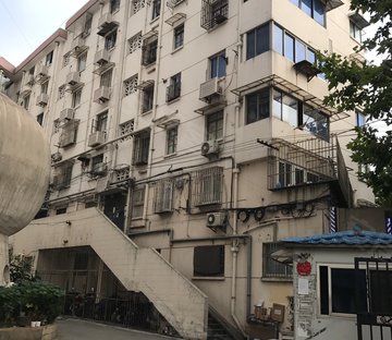 西江湾路235弄小区