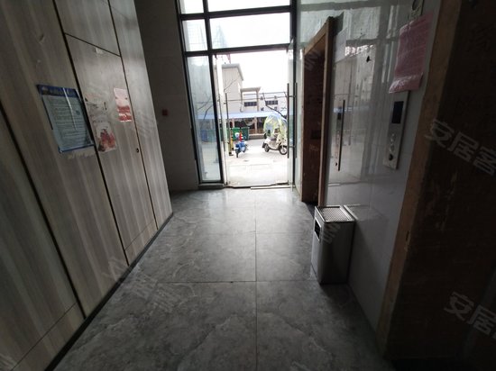 东茂商业广场(商住楼) 