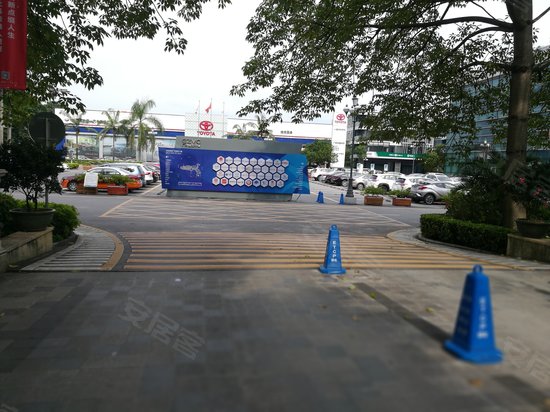 洋湾1601电子商务时尚岛 