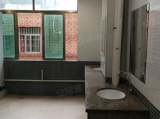 新中泰商务大厦 