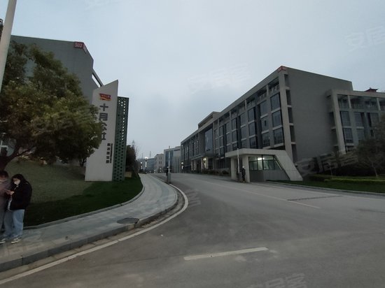 十月公社科技创业园(广月路)