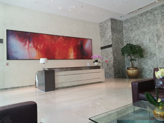 青岛香格里拉中心(商住楼) 