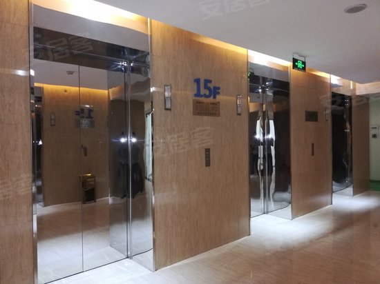 大兴绿地中央广场 