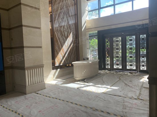 万隆国际广场(商住楼) 