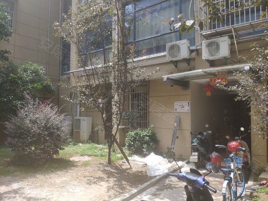 鸿鹏福邸(商住楼)