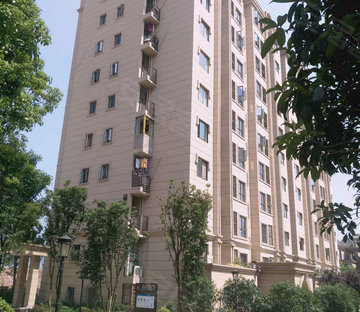 法蓝西莊邸枫丹里