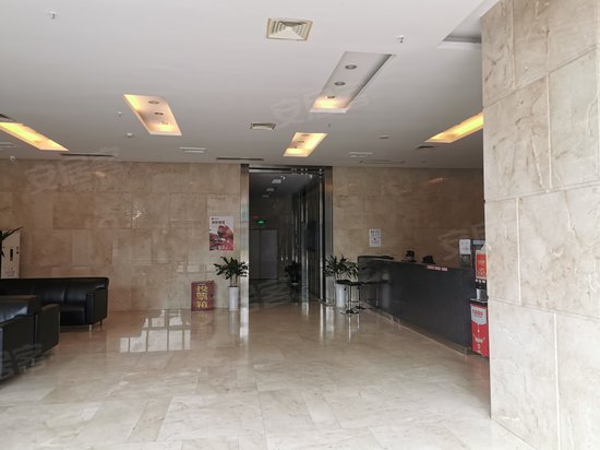 中冶城邦国际写字楼 