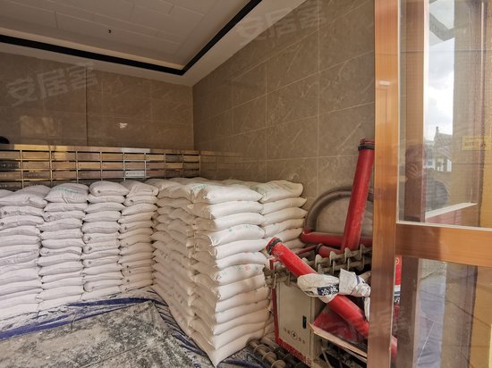 悦彩广场(商住楼) 