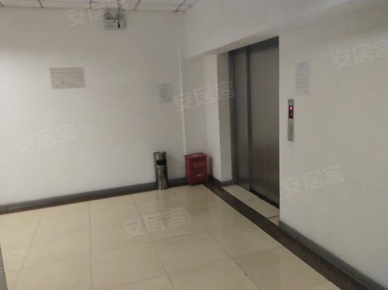 福克斯连锁商务大厦(沪光东路) 