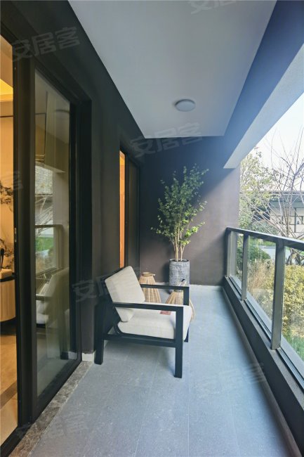 力高国资雍江府新房