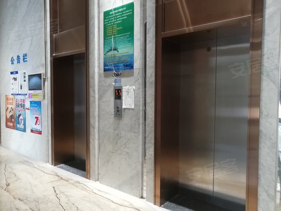 天伦鞋业交易中心(办公) 