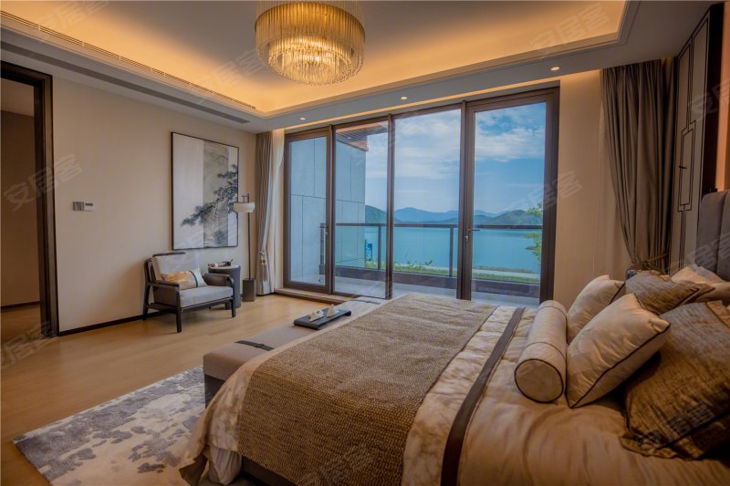 奉化新中式排屋 三房三卫 花园18方 来电享低于市场价15万,海风四季