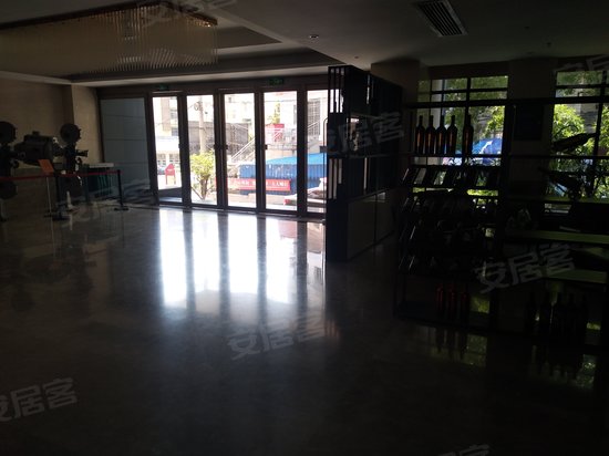 十六所物业大厦 