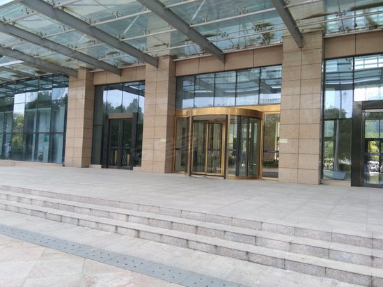 白天鹅国际商务中心 