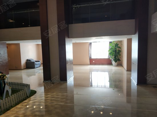 前进中路33号商业 