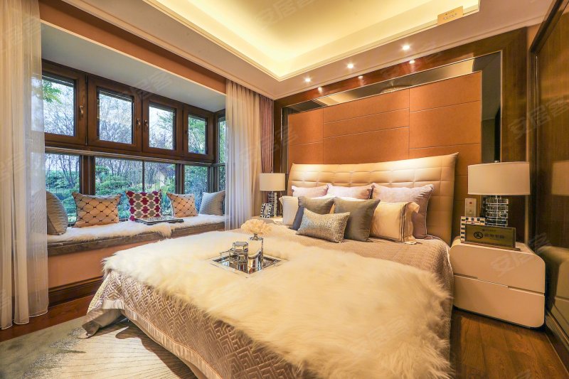 精装交付 地铁社区总价200万起买三房准现房,苏州恒大悦珑湾二手房