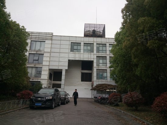 科技大场文盛楼 