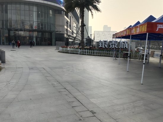 理想银泰城写字楼 