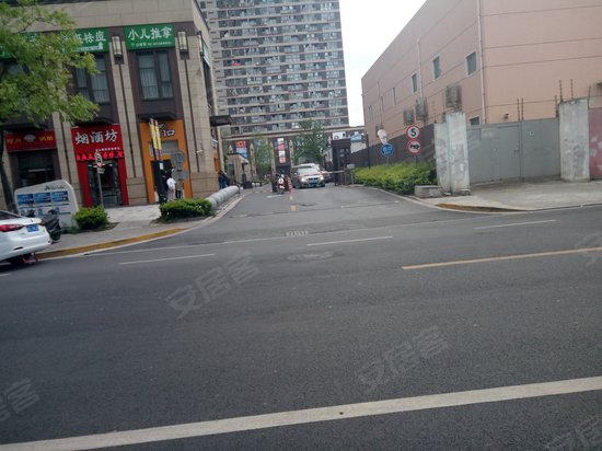 龙湖北城天街(商住楼) 