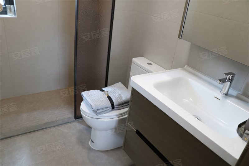 建发九龙观唐3室2厅2卫109㎡南144万