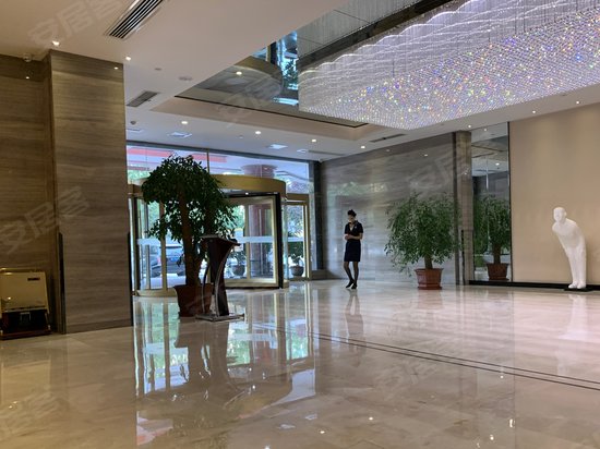 长庆实业集团大厦 