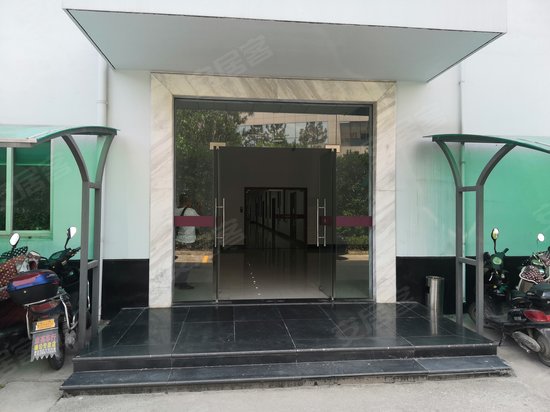 远方商务科技大厦 