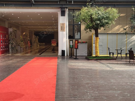 新太阳商贸大厦 