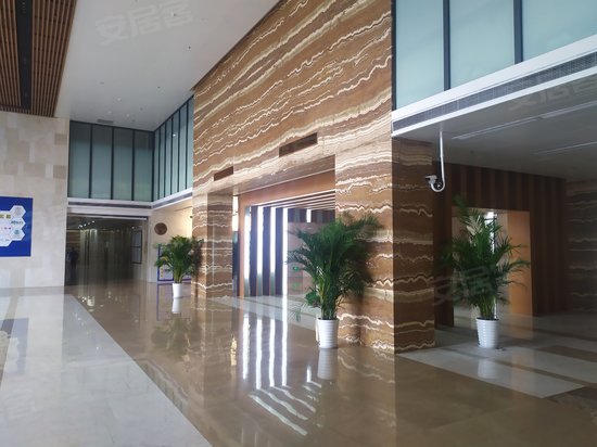 财智金鹰商业中心 