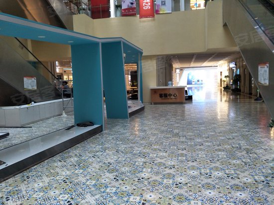 世界之花假日广场 