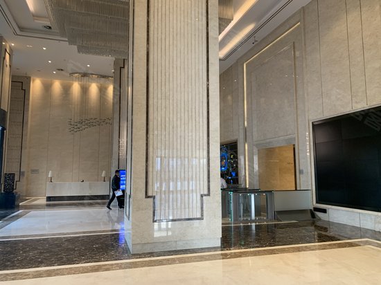 永和龙子湖中央广场(办公) 