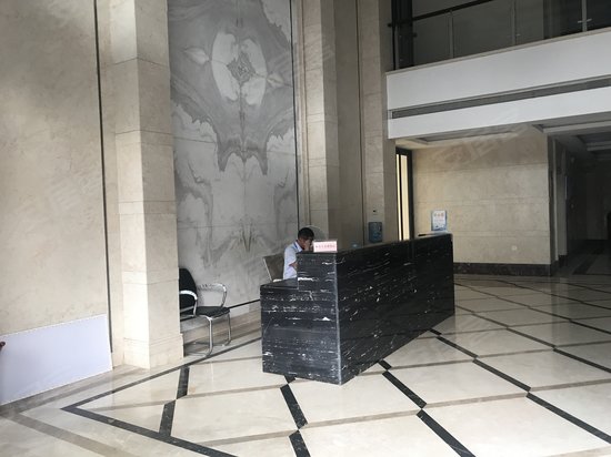 宏益华集团总部大楼 