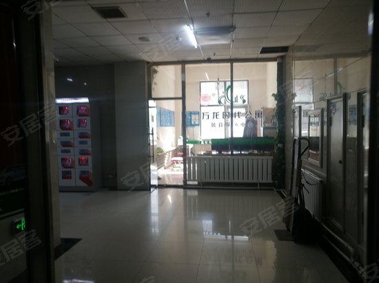 万龙第八城F区(商住楼) 