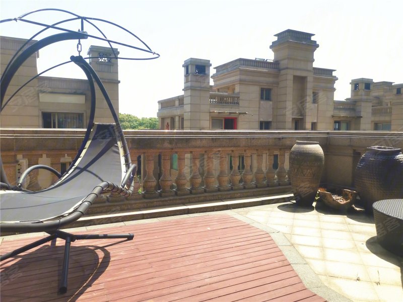 蠡湖之光百米喷泉旁栖霞栖园双拼别墅带200花园寻找有缘人