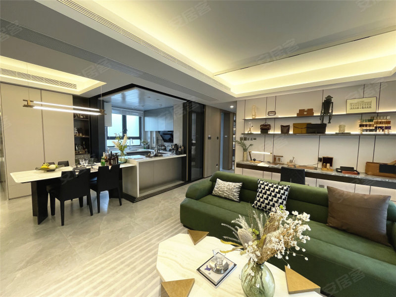 大悦繁华图4室2厅143㎡350万二手房图片