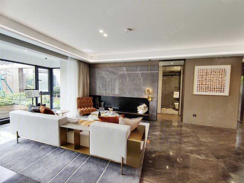 美的龙湖君兰天玺4室2厅125㎡313万二手房图片